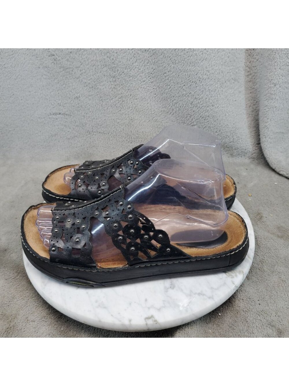 Earth Shoes Womens Size 8 Peony Black Leather Slip On Slide Sandals *Read*